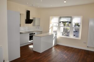 High Street  Two double bed apartment   Let