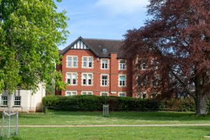 Perrett Way, Ham Green